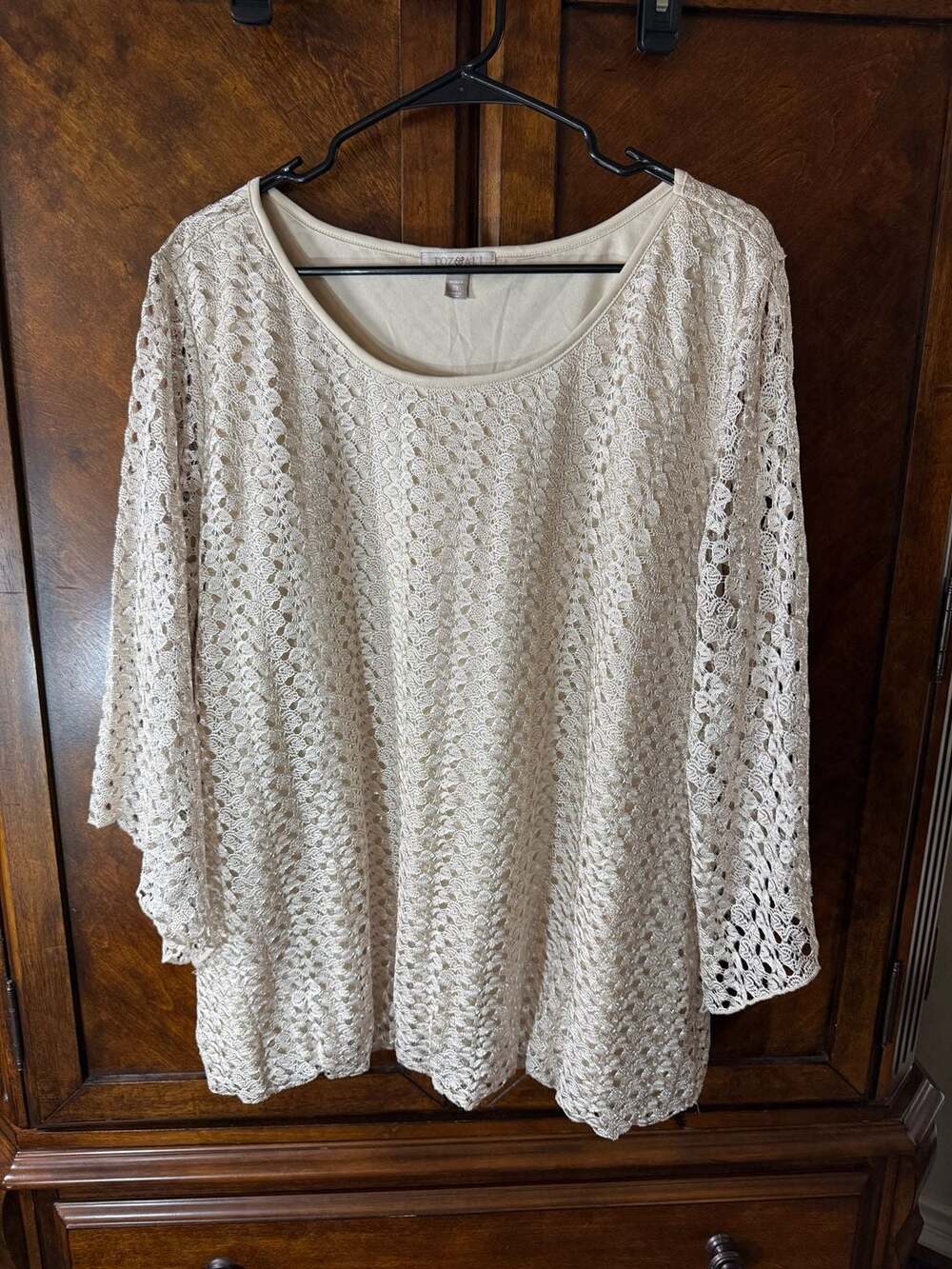 Roz & Ali Women Plus Size 2X Champagne Gold Crochet Lace Overlay Top 3/4 Bell Sl
